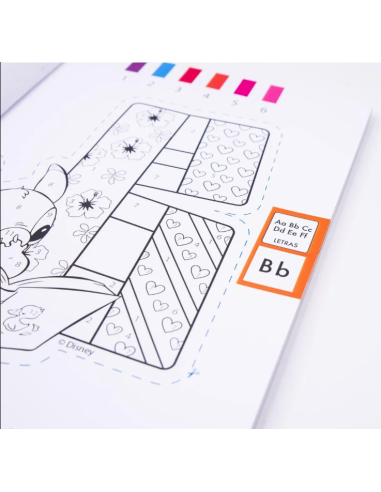 Libro para Pintar por números Lilo y Stitch....